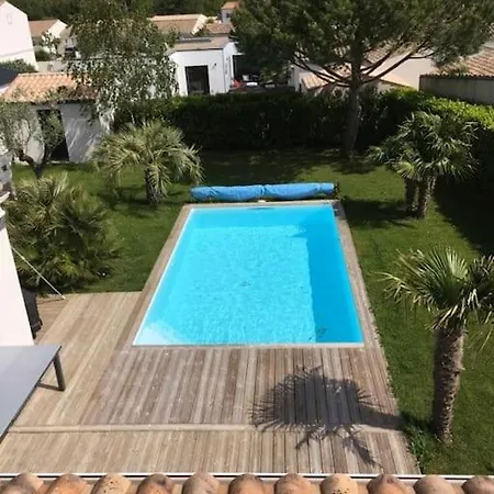 Szálloda Magnifique Maison De Avec Piscine 3*